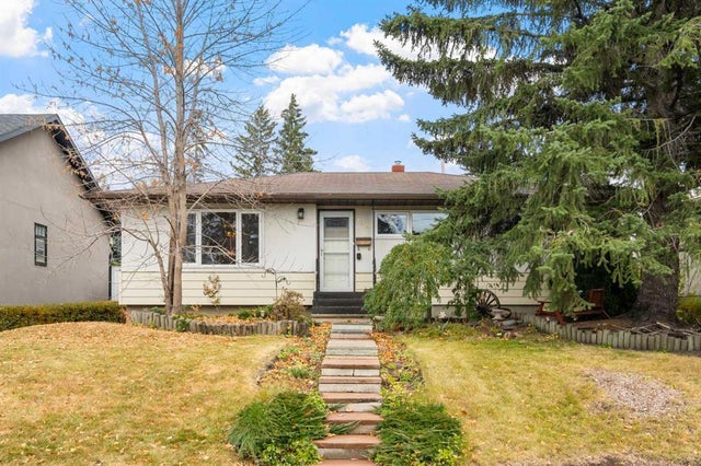 100 Fairview Drive Se, Calgary