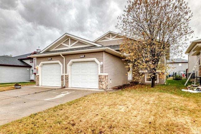 576 Stonegate Way Nw, Airdrie