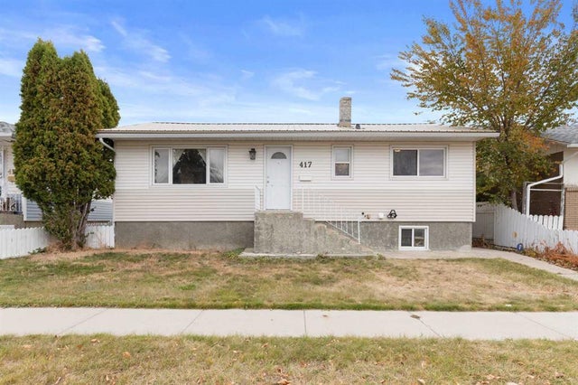 417 2 Street Se, Redcliff