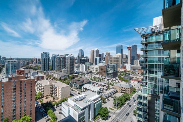 2010, 210 15 Avenue Se, Calgary