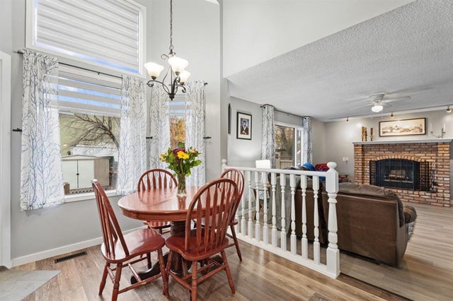 9 Hunters Mews, Okotoks