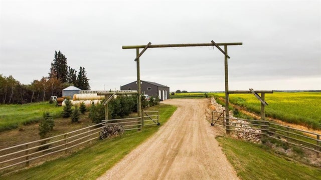 Pt Se 28-50-27-w3, Rural