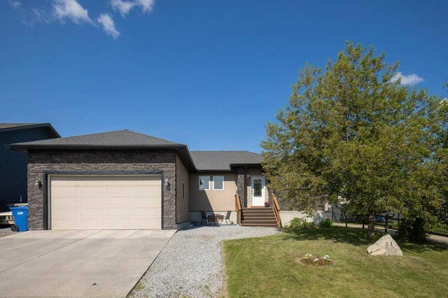 431 Carriage Lane Crossing, Carstairs