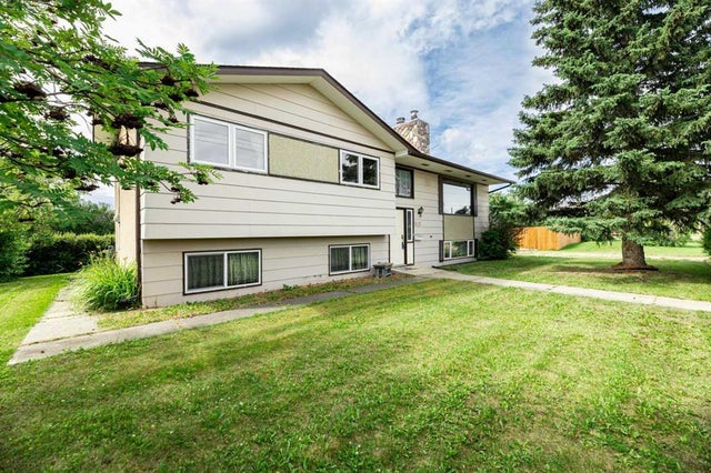 5021 48 Avenue, Rimbey