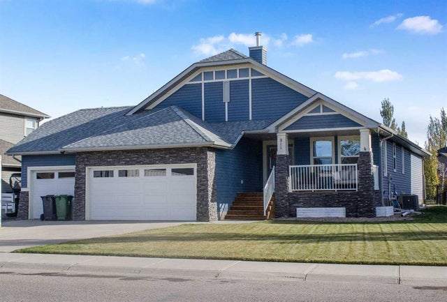 811 Boulder Creek Drive Se, Langdon