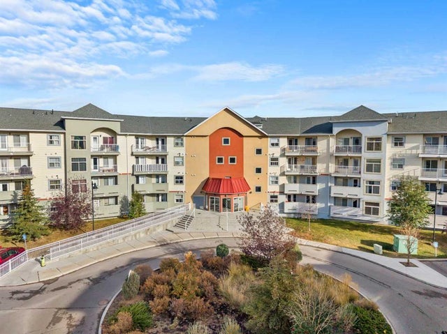 2121, 700 Willowbrook Road Nw, Airdrie