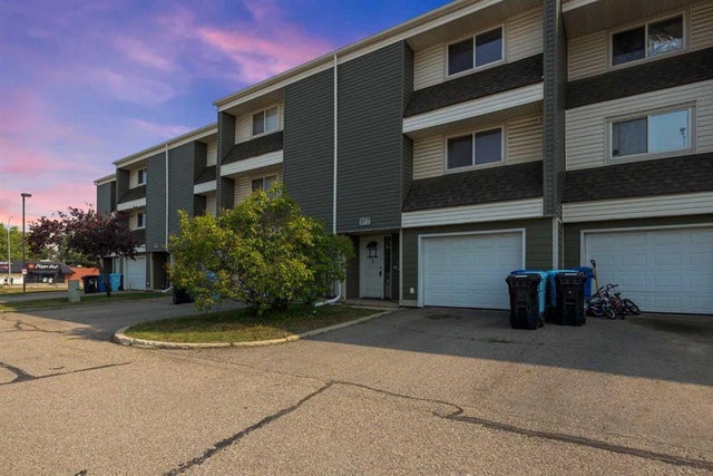 107, 400 Silin Forest Road, Fort McMurray