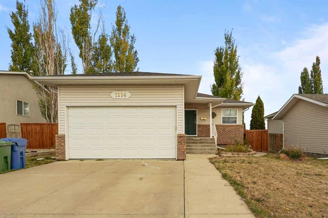 1114 24 Avenue, Coaldale