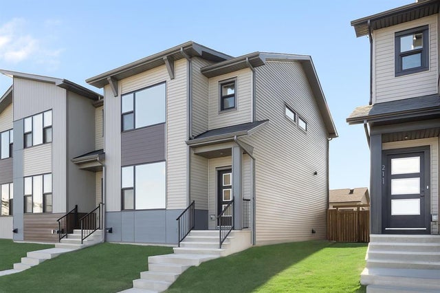 215 Belvedere Avenue Se, Calgary