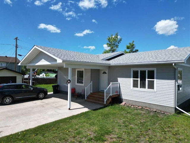 5408 46 Avenue, Rycroft