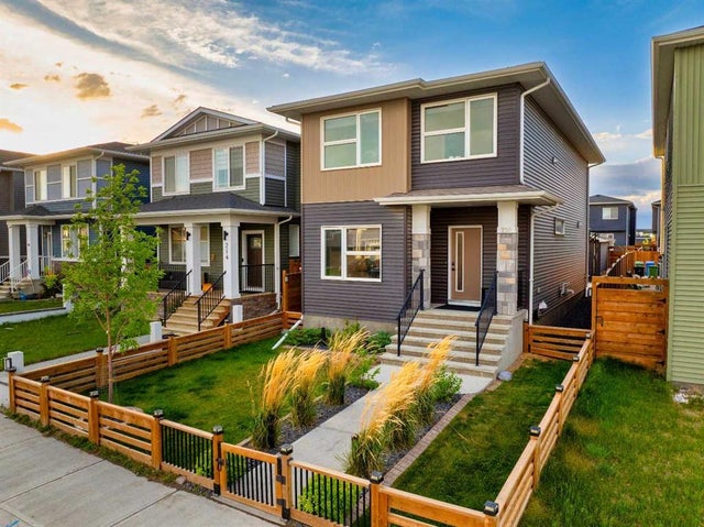 210 Chelsea Heath, Chestermere