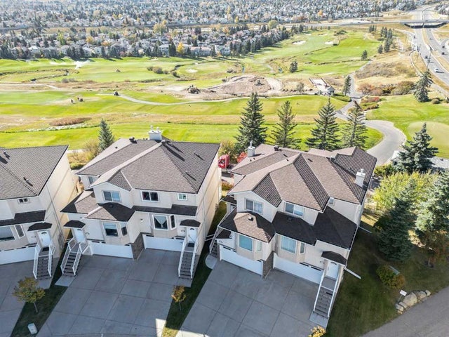143 Country Hills Gardens Nw, Calgary