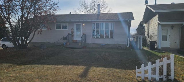 4601 50 Avenue, Grimshaw