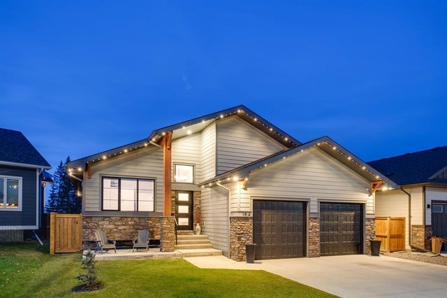 154 Riverwood Crescent Sw, Diamond Valley