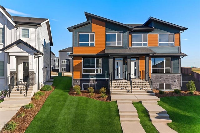 80 Carringvue Place Nw, Calgary