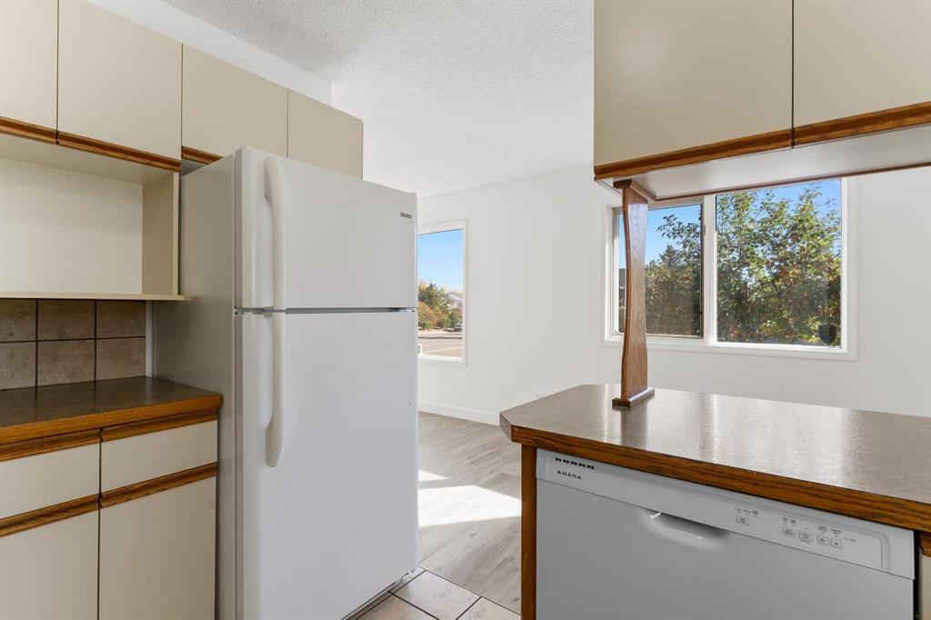 2 West Barrett Place, Cochrane – Residential Detached Listing Photo 13