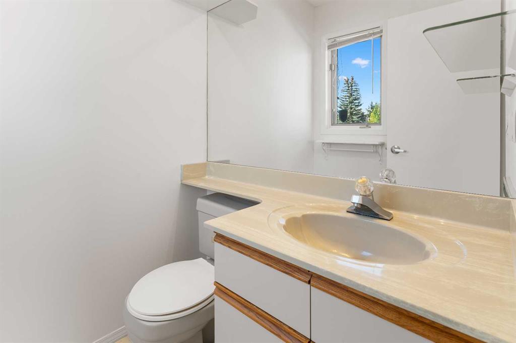 2 West Barrett Place, Cochrane – Residential Detached Listing Photo 23