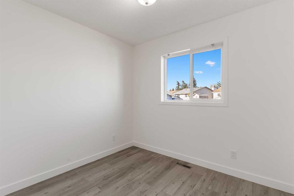 2 West Barrett Place, Cochrane – Residential Detached Listing Photo 25