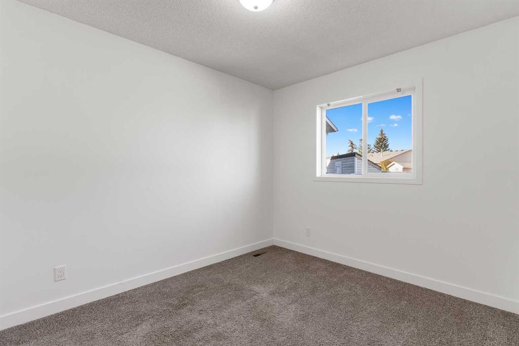 2 West Barrett Place, Cochrane – Residential Detached Listing Photo 27