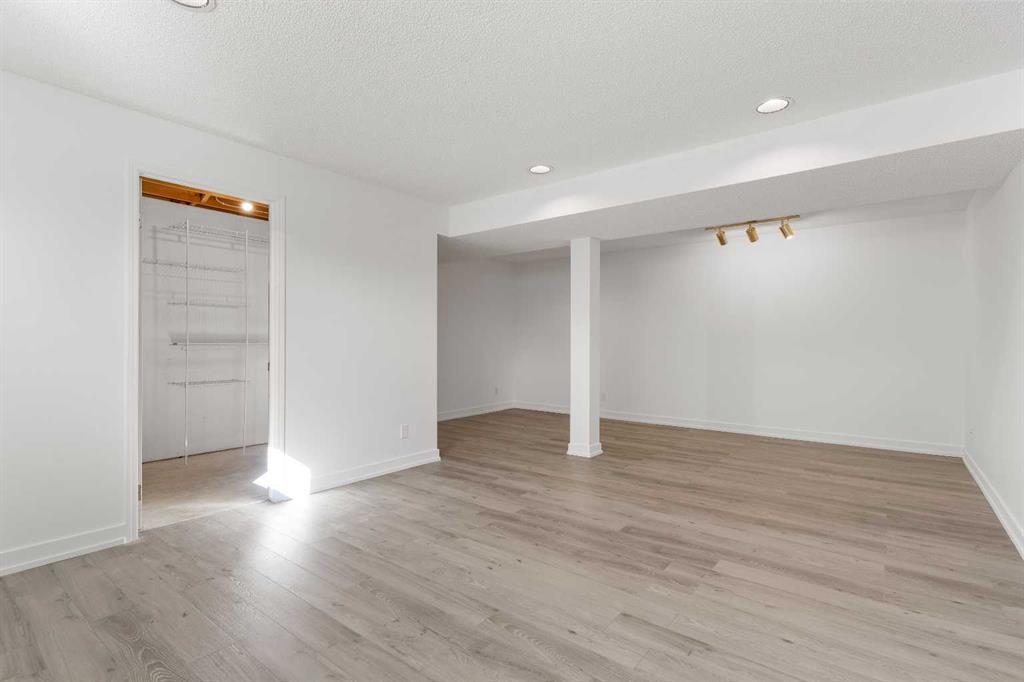 2 West Barrett Place, Cochrane – Residential Detached Listing Photo 32