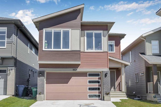 1036 Chinook Gate Heath Sw, Airdrie