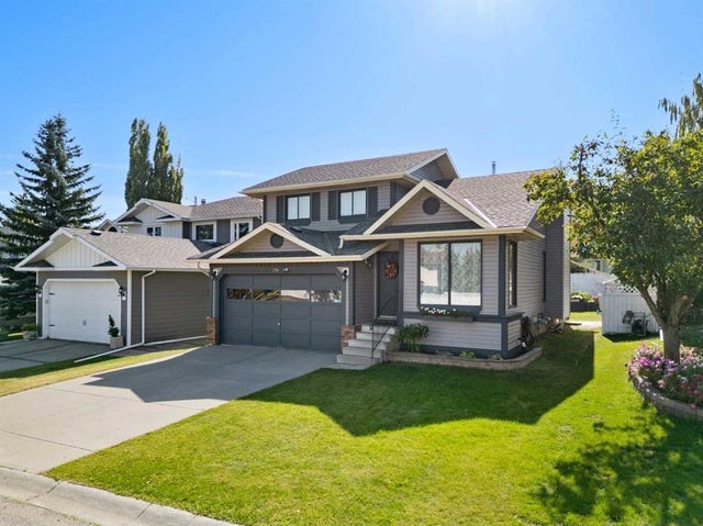 136 Sanderling Close Nw, Calgary
