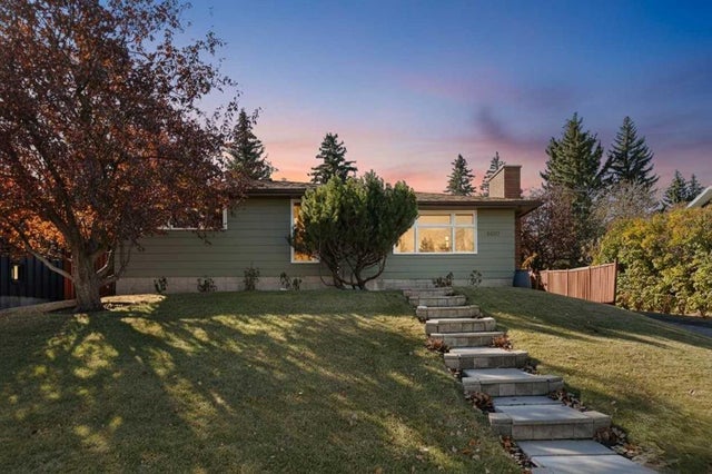 5003 Dalhart Road Nw, Calgary