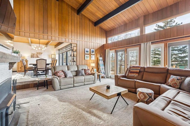 72 Cochrane Lake Trail, Cochrane Lake