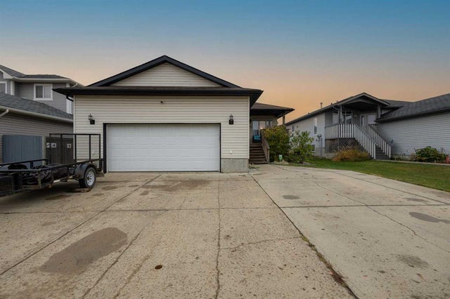 333 Lindstrom Crescent, Fort McMurray