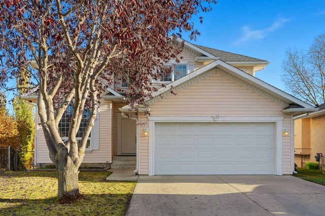 137 Sceptre Court Nw, Calgary