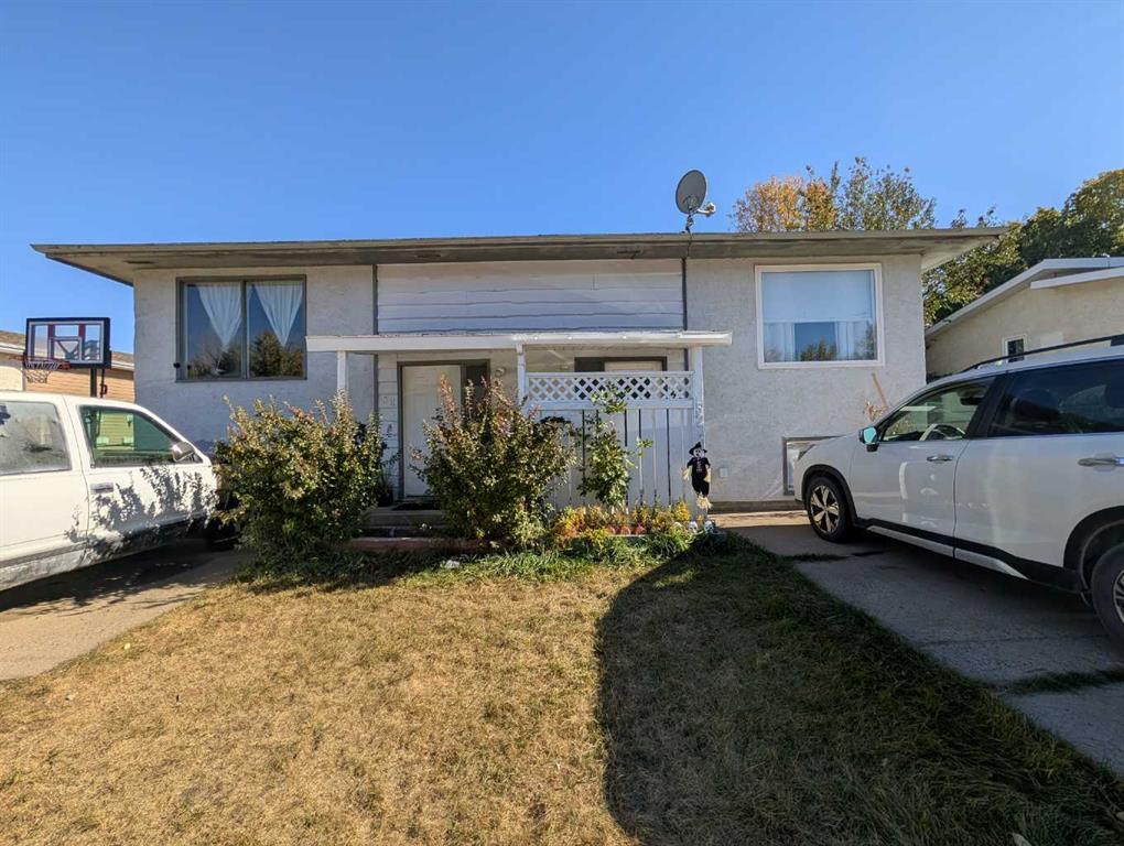 52 Collins Crescent Se, Medicine Hat
