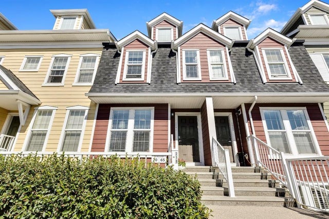 220 Mckenzie Towne Close Se, Calgary
