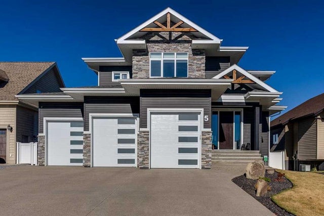 5 Leonard Close, Sylvan Lake