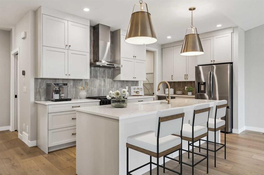 644 Shawnee Terrace Sw, Calgary