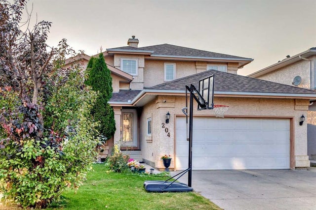 204 Coral Keys Green Ne, Calgary