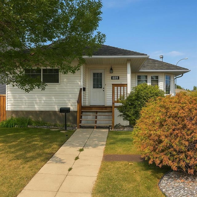 625 Lancaster Drive, Red Deer