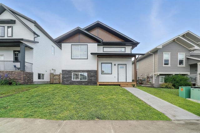 84 Reynolds Road, Sylvan Lake