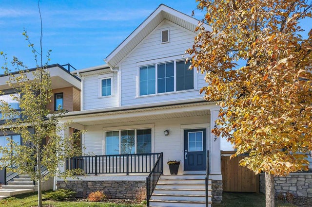 15117 37 Street Sw, Calgary