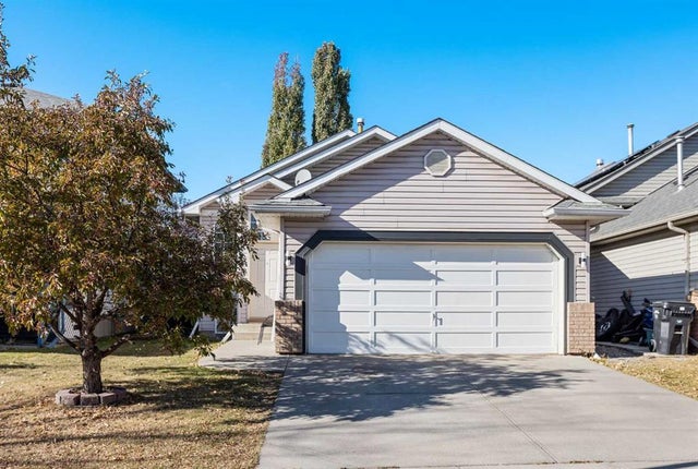 319 Douglas Glen Boulevard Se, Calgary