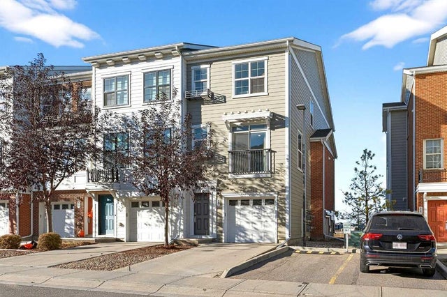 503 Nolanfield Villas Nw, Calgary