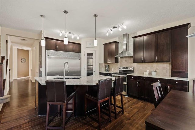 42 Drake Landing Drive, Okotoks