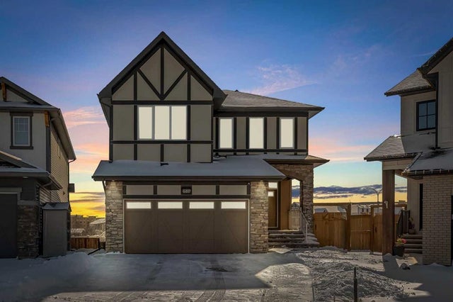 660 Reynolds Crescent Sw, Airdrie