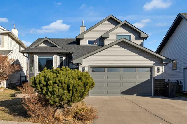 3 Aspen Landing, Strathmore