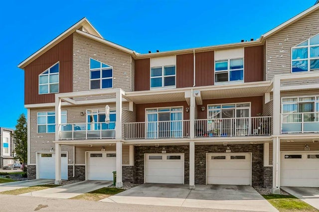 108 Redstone View Ne, Calgary