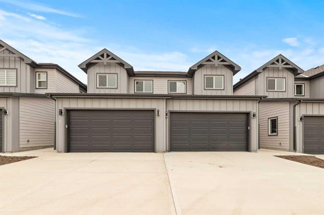 292 Waterford Way, Chestermere