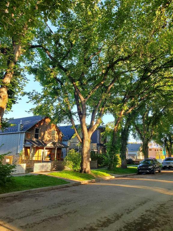 512 8 Street Ne, Calgary