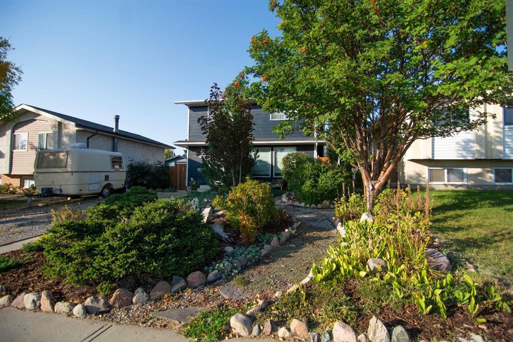 236 Acacia Drive Se, Airdrie