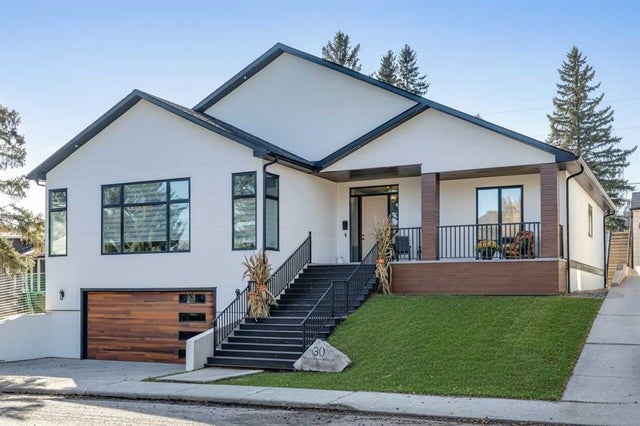30 Roselawn Crescent Nw, Calgary