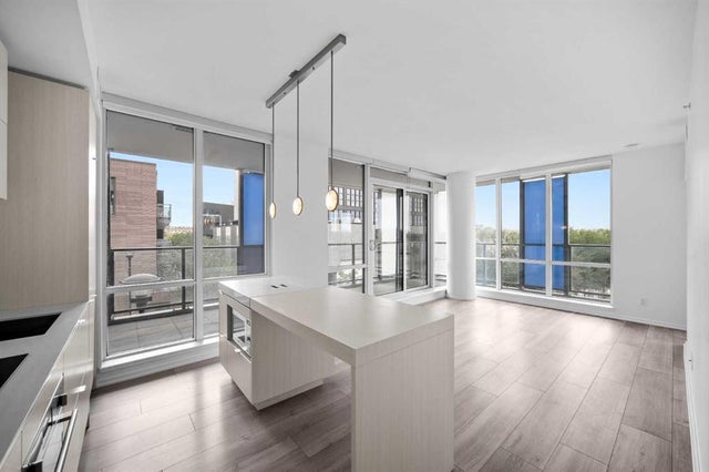 210, 615 6 Avenue Se, Calgary