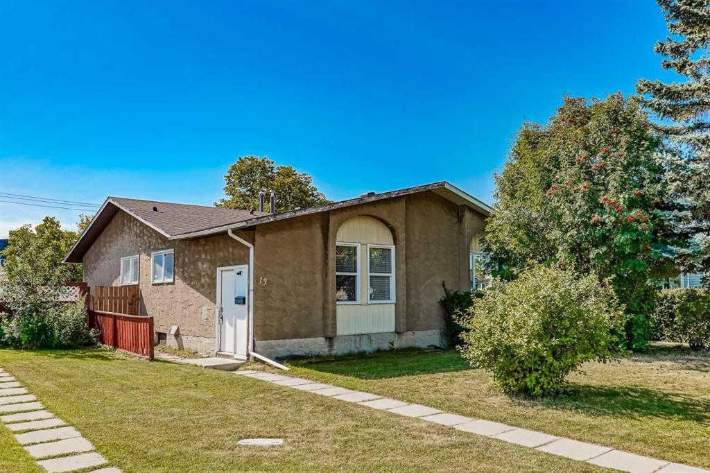 Home for Sale Located at 13 Rundlelawn Court Northeast, Calgary, Alberta